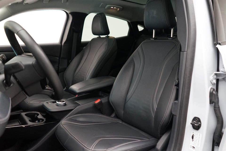 Ford Mustang Mach-E 75 Standard Range 5d