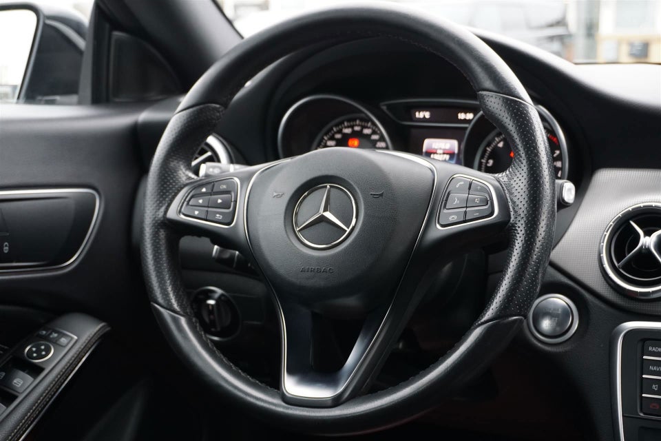 Mercedes CLA200 1,6 Shooting Brake aut. 5d