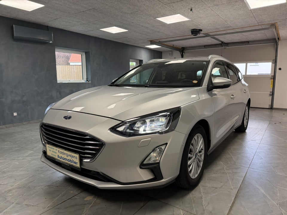 Ford Focus 1,0 EcoBoost mHEV Titanium stc. 5d