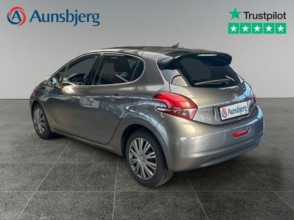 Peugeot 208 1,5 BlueHDi 100 Privé 5d