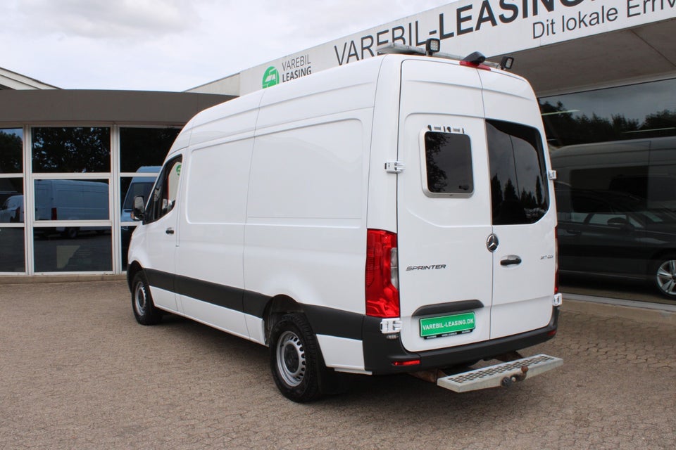Mercedes Sprinter 317 2,0 CDi A2 Kassevogn aut. RWD
