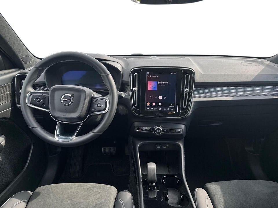 Volvo EX40 Extended Range Black Edition Excess 5d