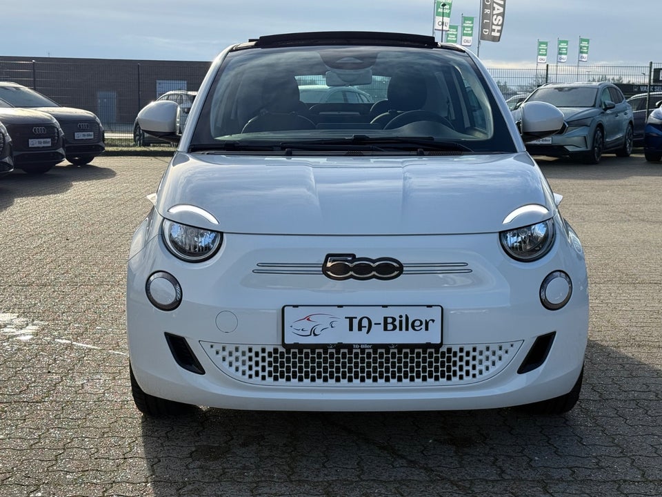 Fiat 500e 42 Icon Cabrio 2d