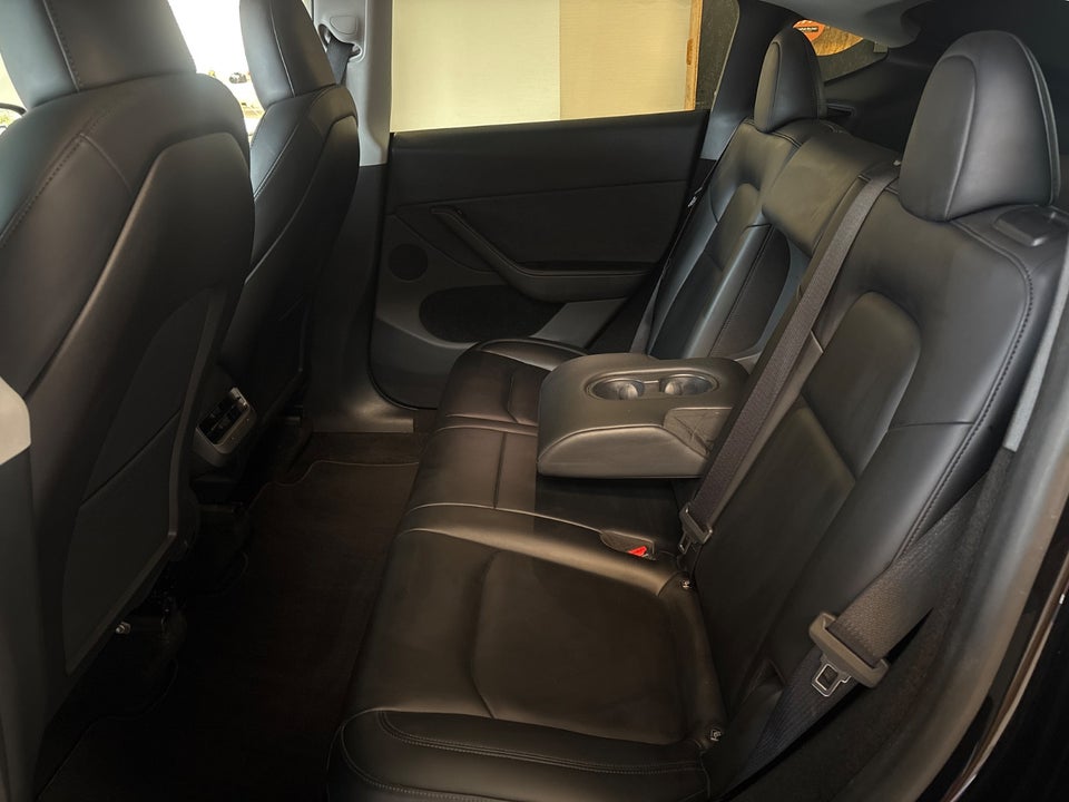 Tesla Model Y Performance AWD 5d