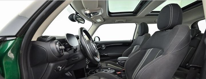 MINI Cooper SE Experience 3d