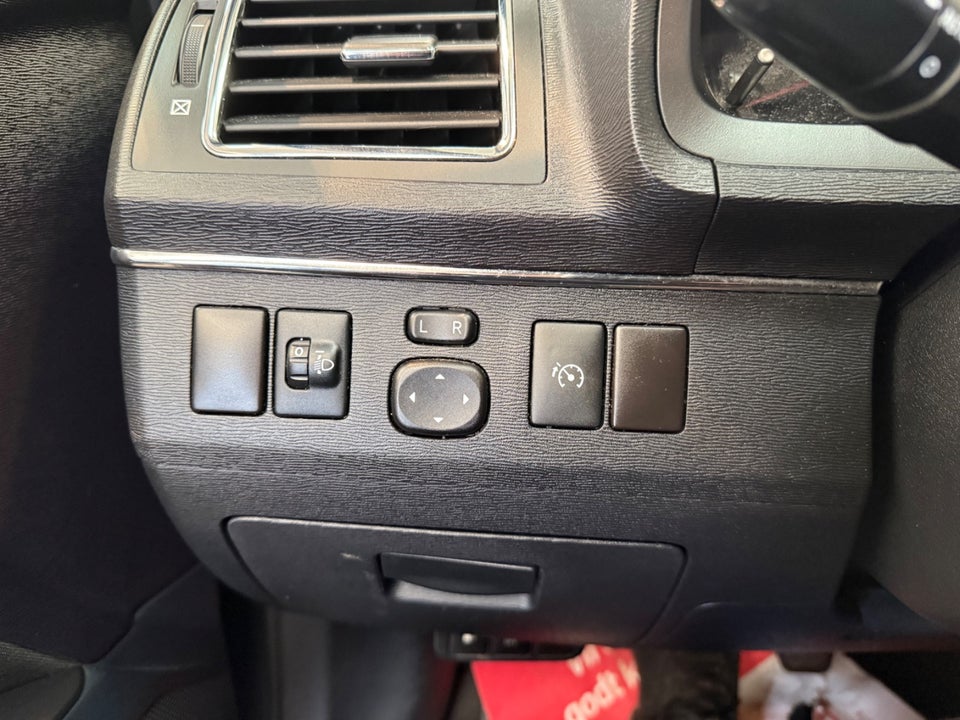 Toyota Avensis 1,6 VVT-i T1 4d