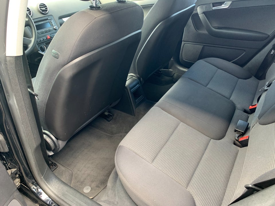 Audi A3 1,6 Ambition Sportback 5d