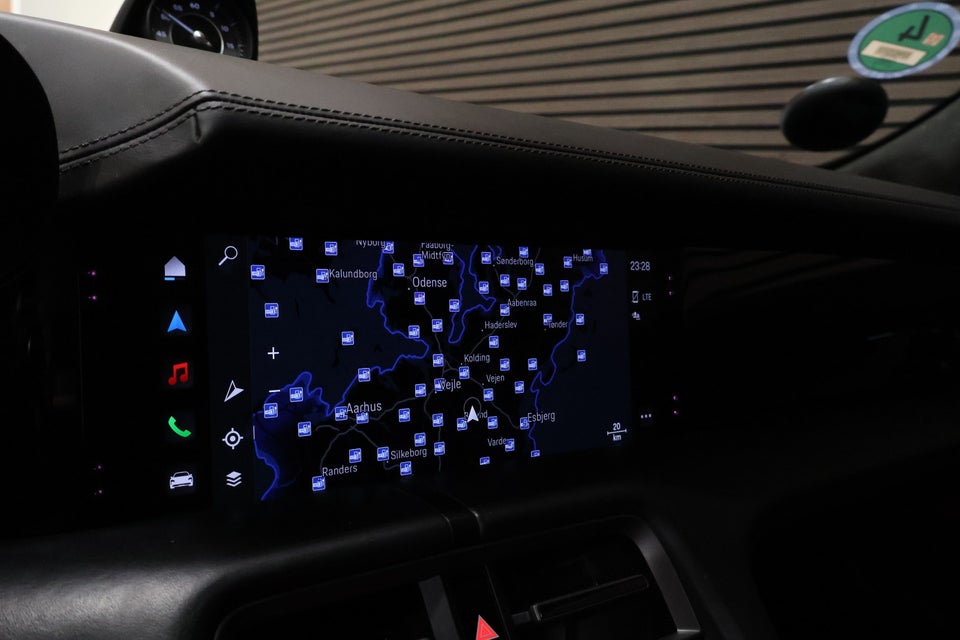 Porsche Taycan Turbo Performance+  4d