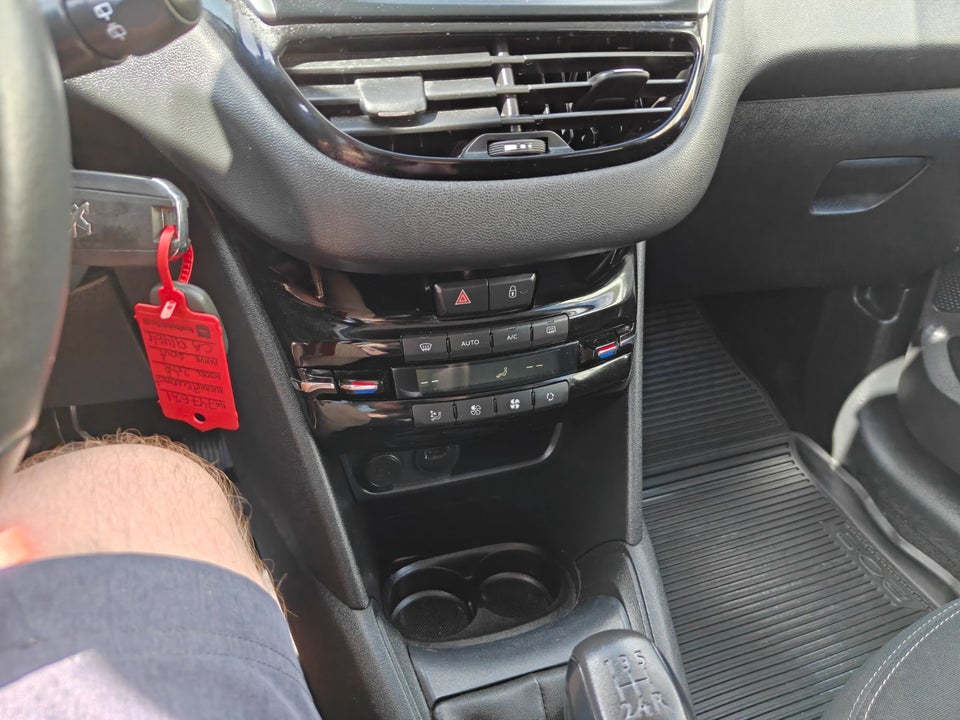 Peugeot 208 1,6 BlueHDi 100 Active+ 5d