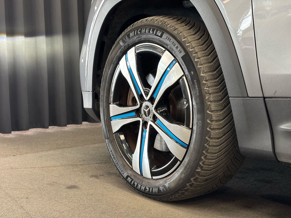 Mercedes EQB300 Electric Art 4Matic 7prs 5d