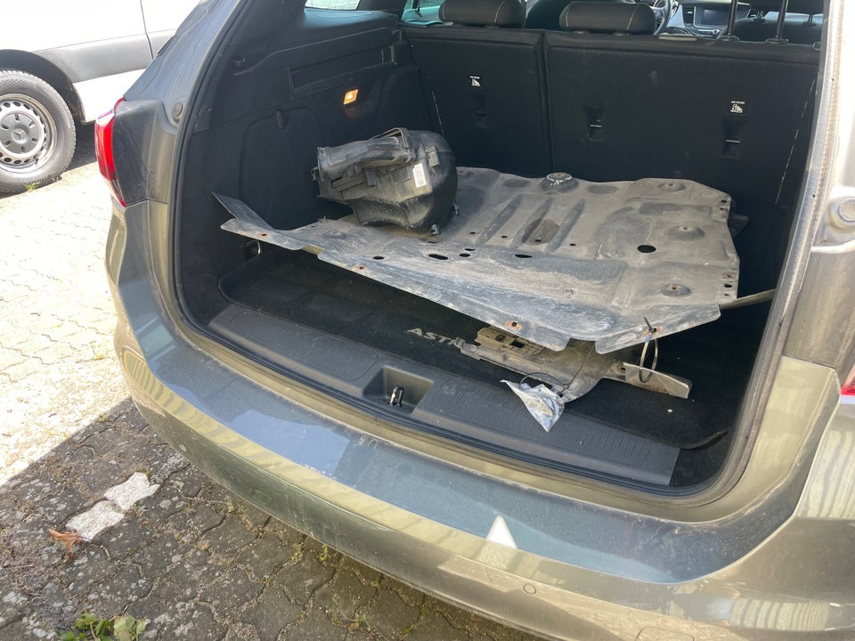 Opel Astra 1,5 D 105 Edition Sports Tourer 5d