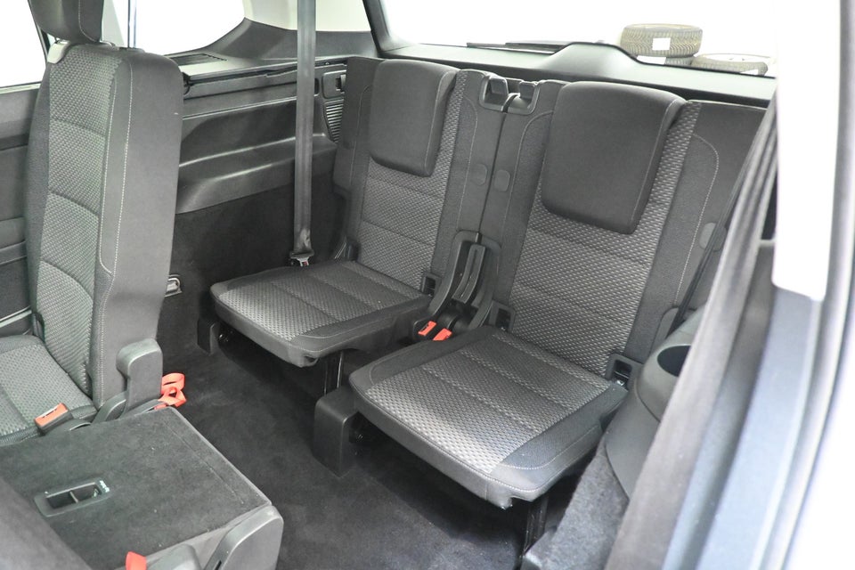 VW Touran 1,2 TSi 110 Comfortline 7prs 5d