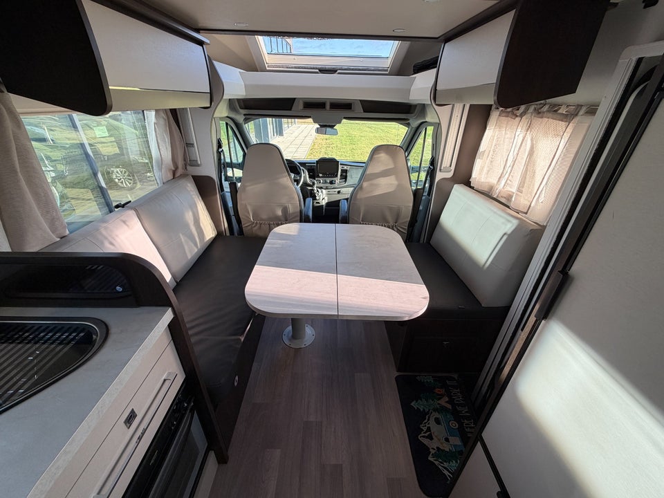 Ford Benimar 2,0 Tessoro 497 3d