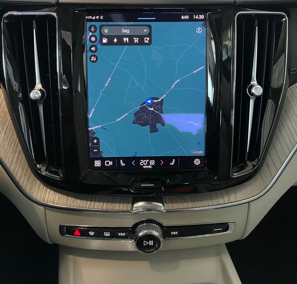 Volvo XC60 2,0 T6 ReCharge Inscription aut. AWD 5d