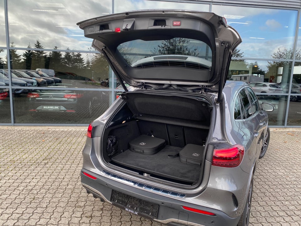 Mercedes EQA250+ AMG Advance 5d