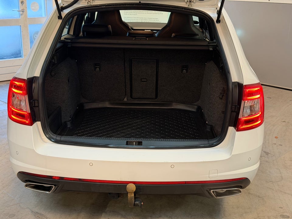 Skoda Octavia 2,0 TSi 220 RS Combi DSG 5d