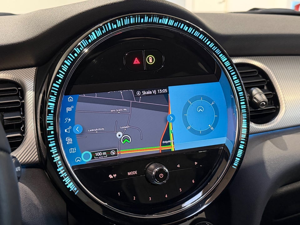 MINI Cooper SE Maximise 3d