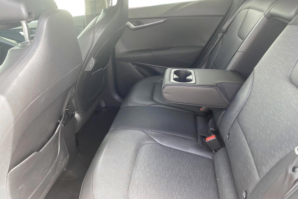 Kia Niro 64 EV Premium 5d