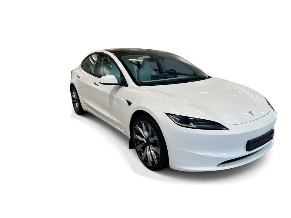 Tesla Model 3 Long Range AWD 4d