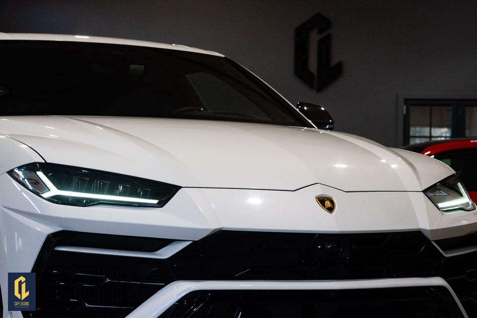 Lamborghini Urus 4,0  5d