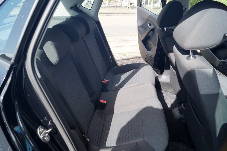 VW Polo 1,6 TDi 90 Comfortline BMT 5d