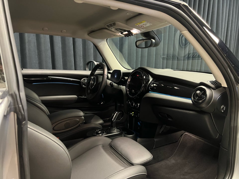 MINI Cooper SE Edition Premium Plus 3d