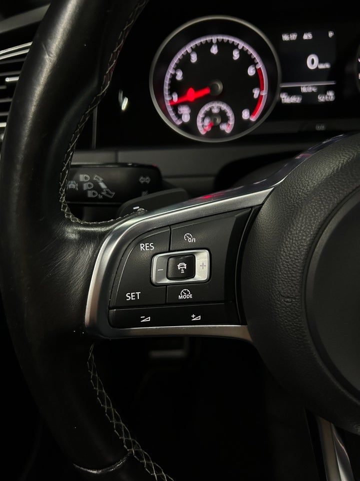 VW Golf VII 1,4 TSi 150 R-line DSG BMT 5d