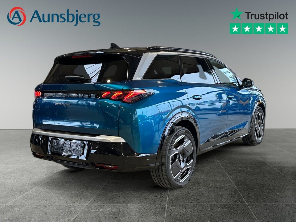 Peugeot e-5008 77 GT 7prs 5d