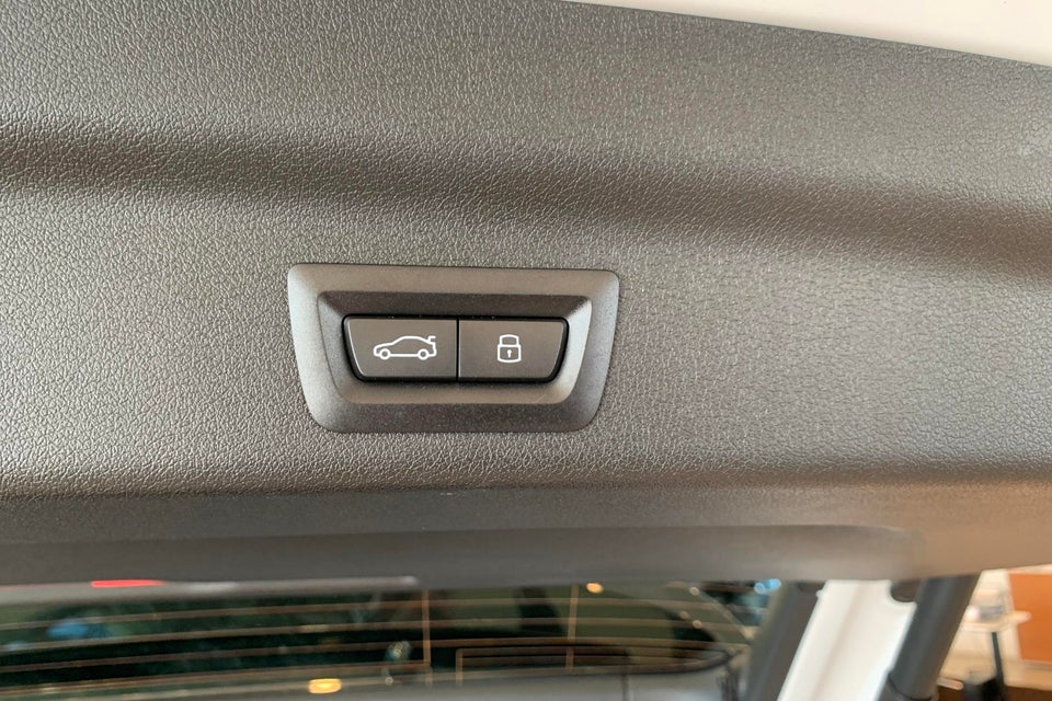 BMW iX1 eDrive20 M-Sport 5d