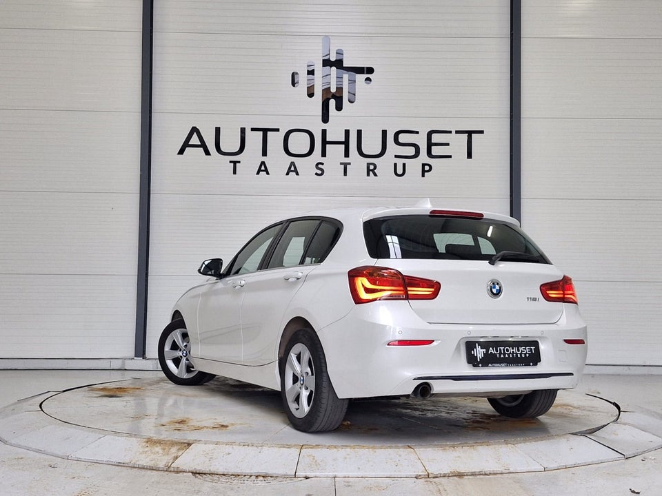 BMW 118i 1,5 Sport Line aut. 5d