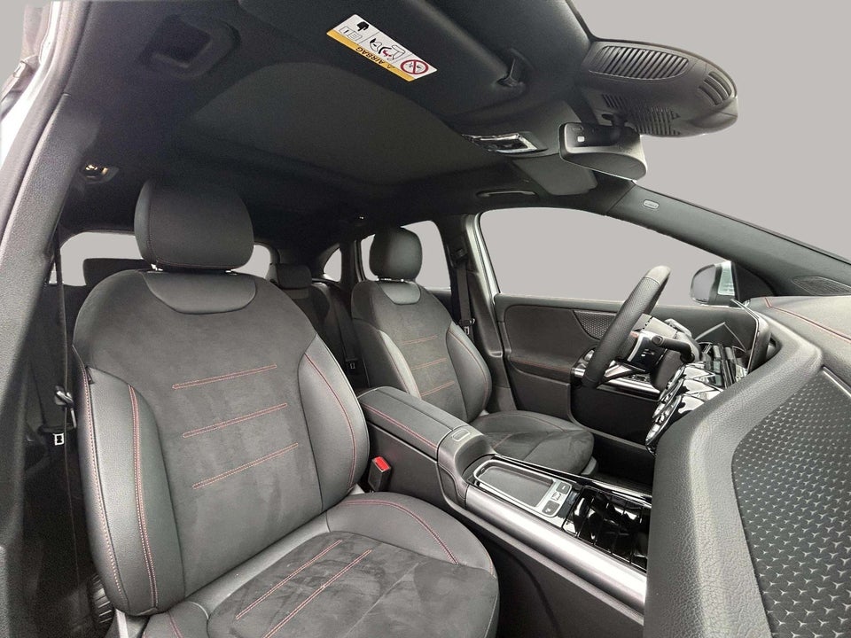 Mercedes EQA300 AMG Line 4Matic 5d