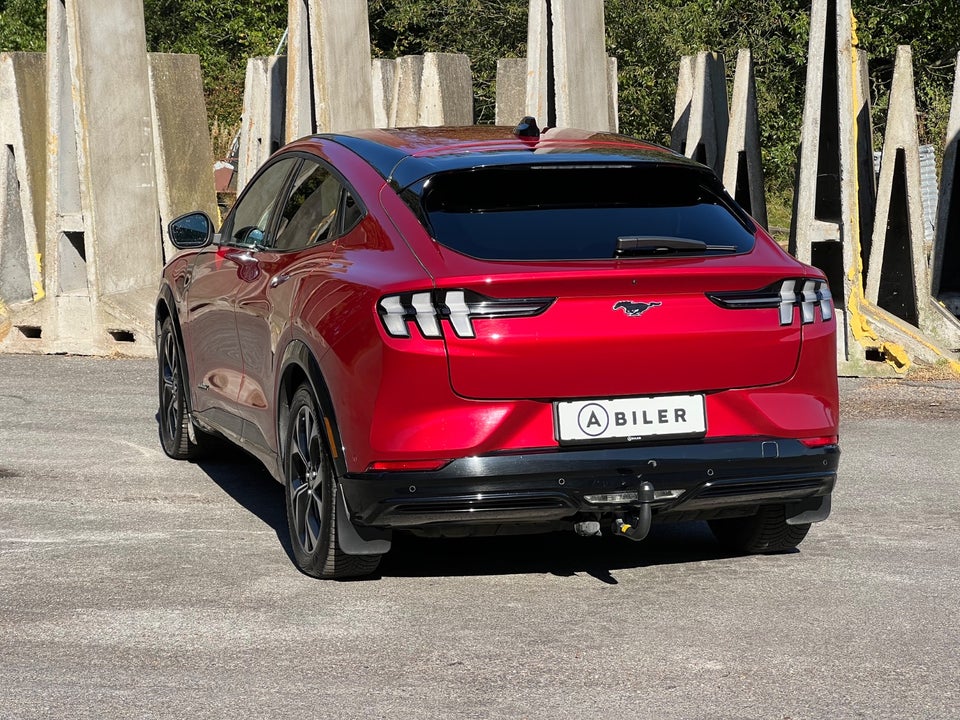 Ford Mustang Mach-E 98 Extended Range 5d