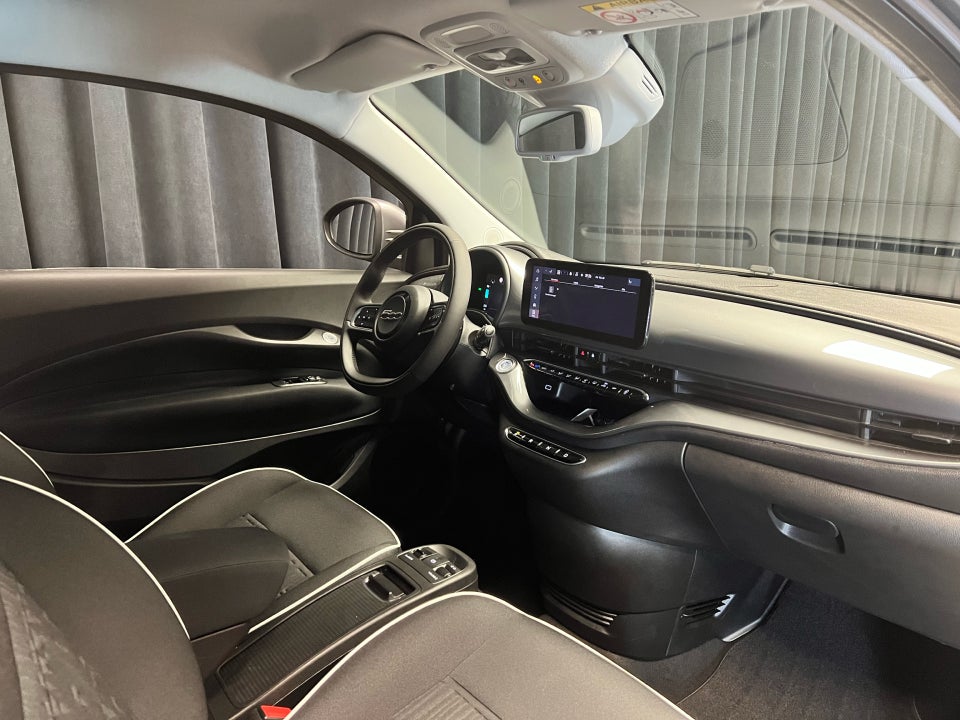 Fiat 500e 42 Icon 3d