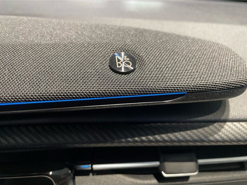 Ford Explorer 82 Premium Extended Range 5d