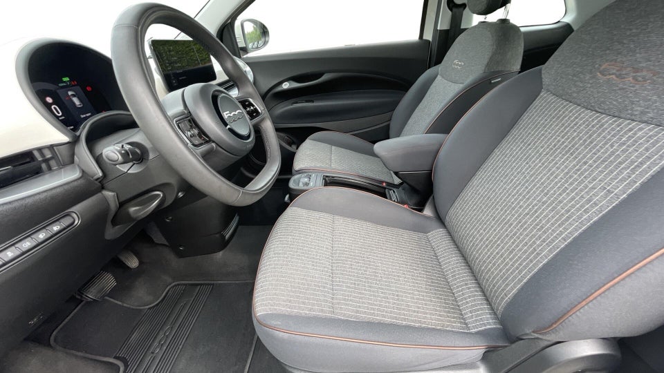 Fiat 500e 42 Icon Cabrio 2d
