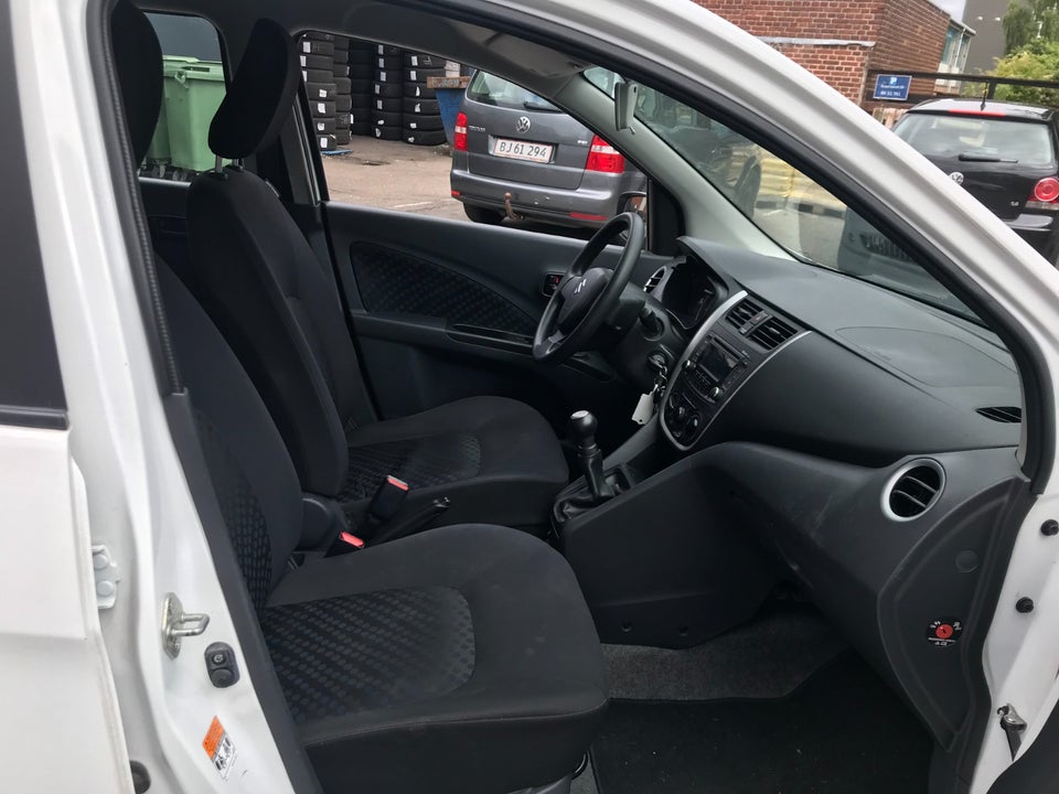 Suzuki Celerio 1,0 Dualjet Exclusive 5d