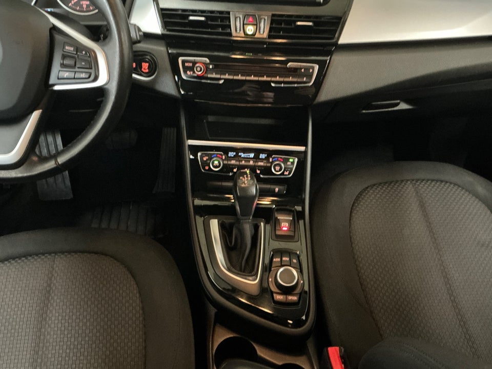 BMW 220d 2,0 Active Tourer Advantage aut. 5d