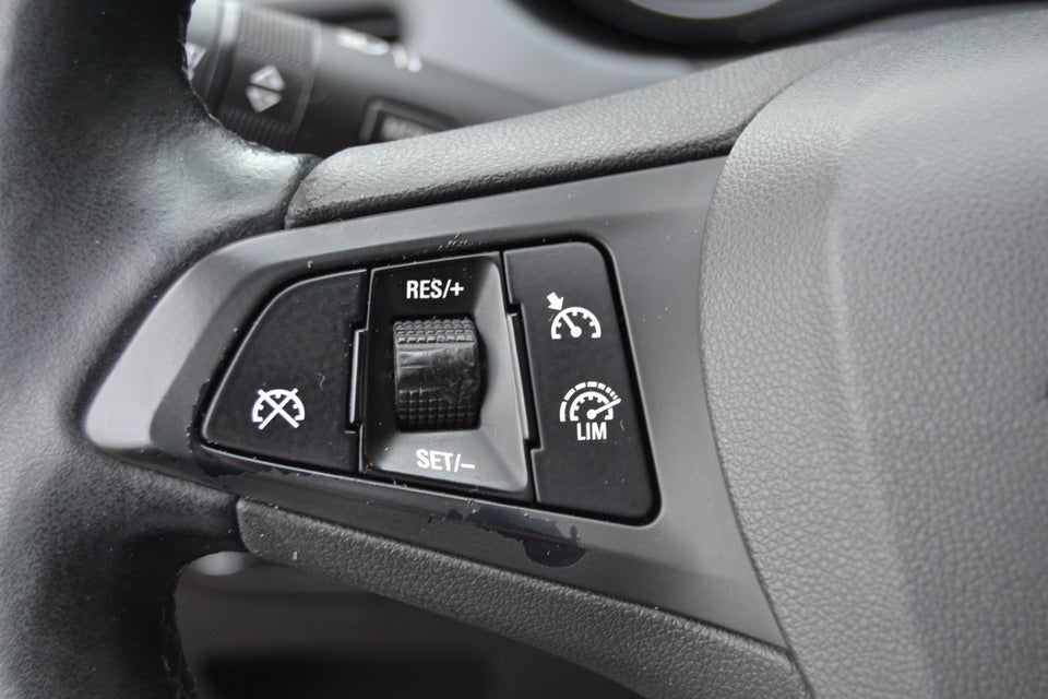 Opel Corsa 1,4 Enjoy 5d