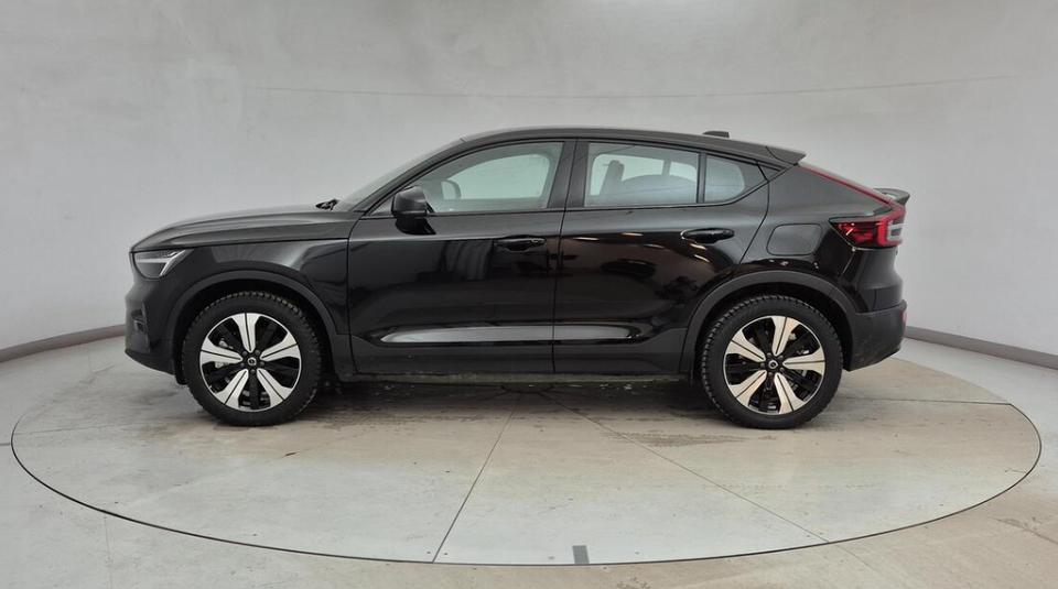 Volvo EC40 Extended Range Black Edition 5d