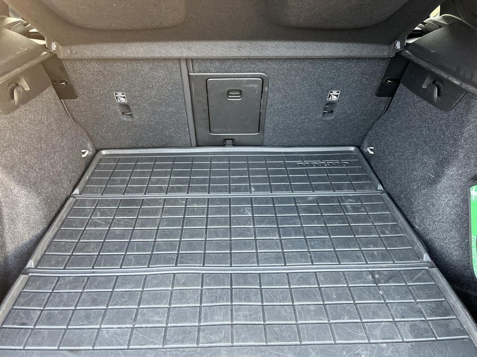 Volvo XC40 ReCharge Extended Range Core 5d