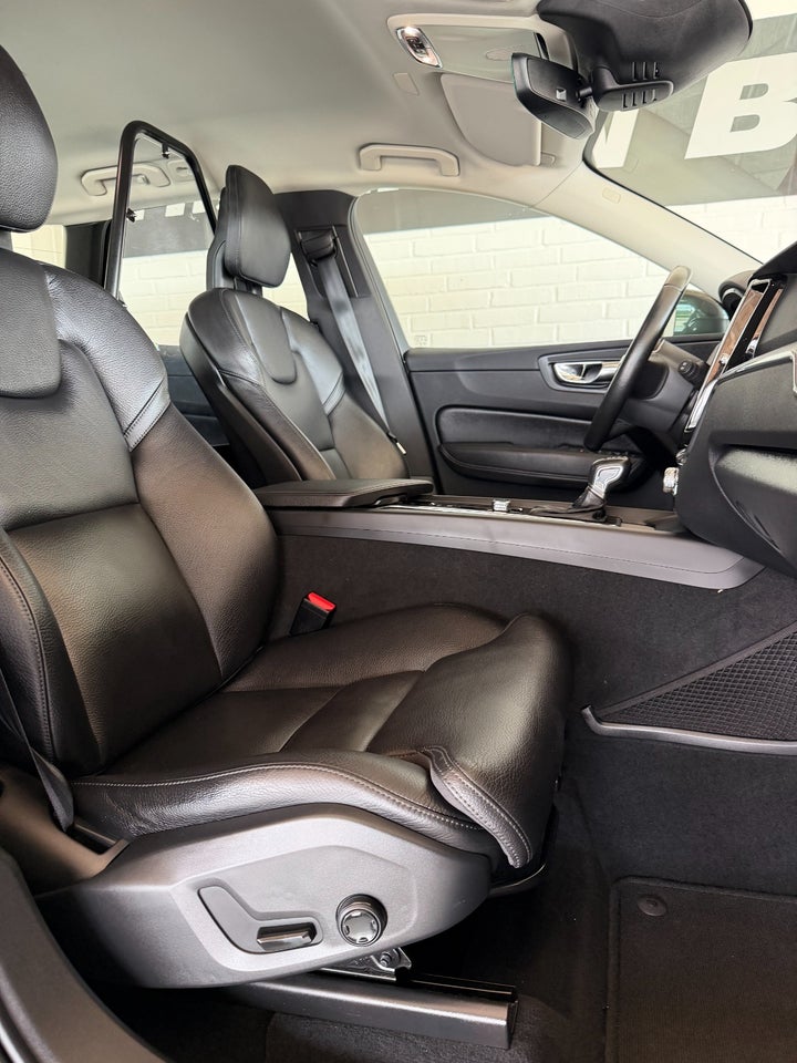 Volvo XC60 2,0 T5 250 Inscription aut. AWD Van 5d