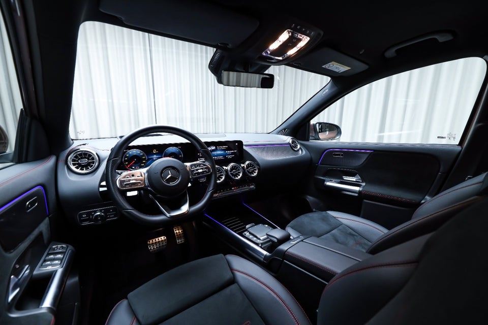 Mercedes EQA300 AMG Line 4Matic 5d
