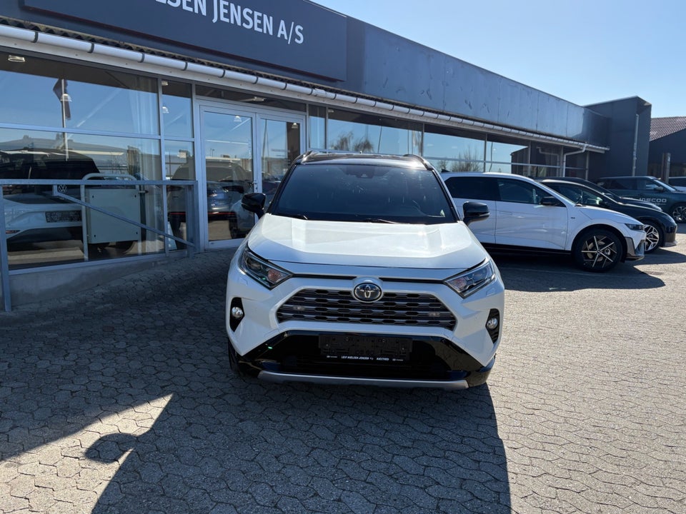 Toyota RAV4 2,5 Hybrid H3 Style MDS 5d
