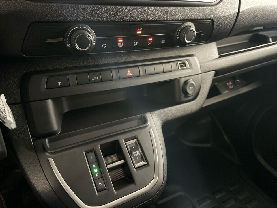 Peugeot e-Expert 75 L2 Plus Van