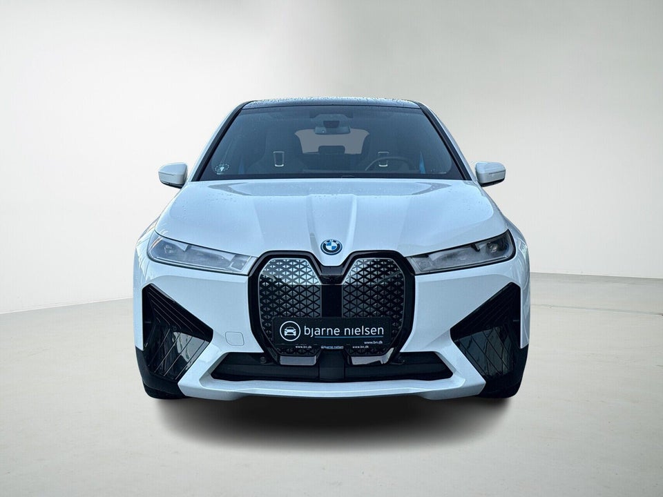 BMW iX xDrive40 Fully Charged M-Sport 5d