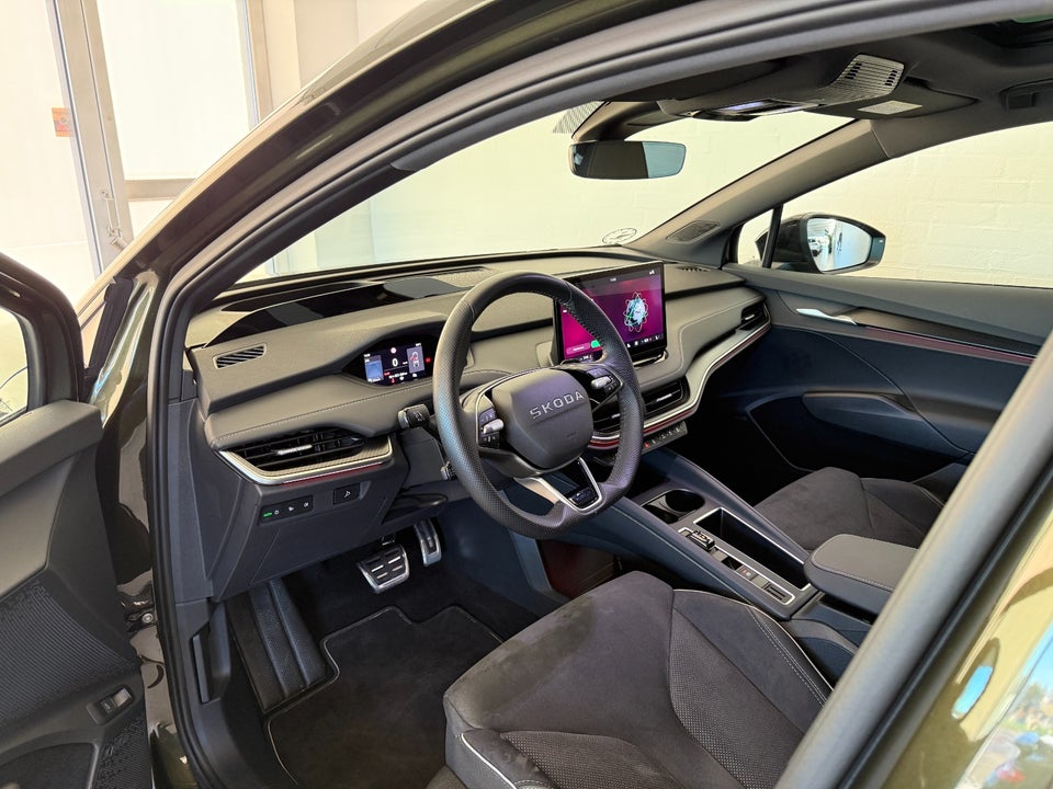 Skoda Enyaq 85x iV Sportline Maxx 5d