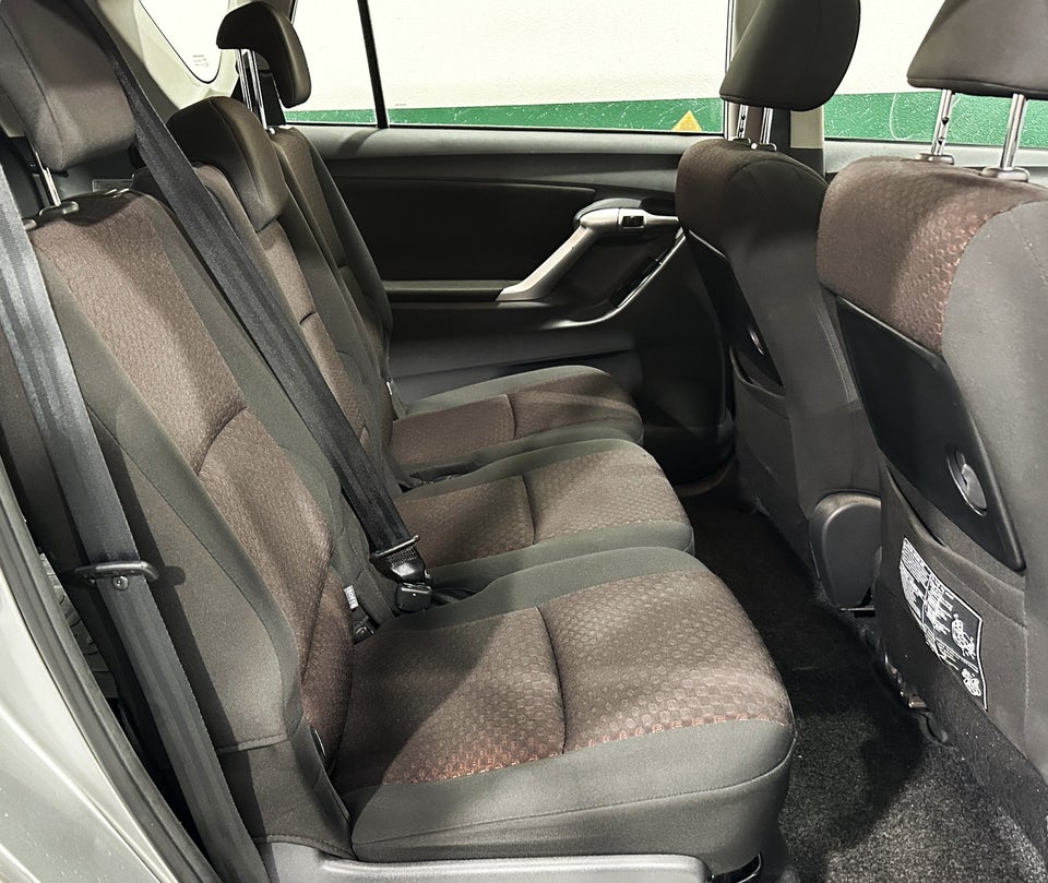 Toyota Verso 1,8 T3+ 7prs 5d