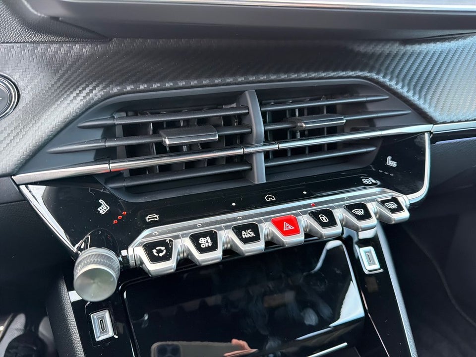 Peugeot e-2008 54 GT 5d