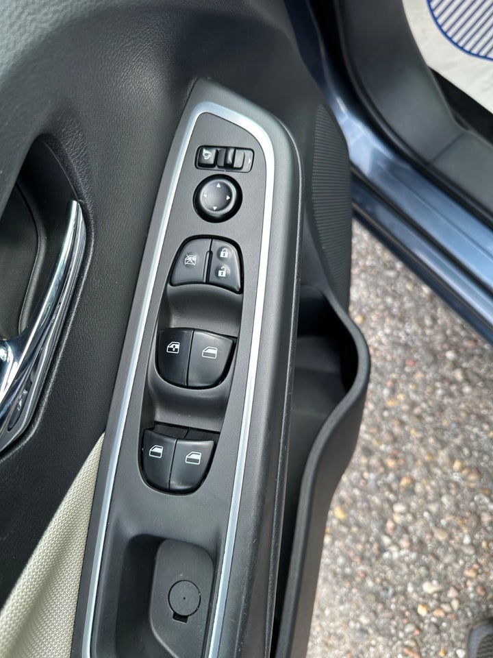 Nissan Micra 1,0 IG-T 100 N-Connecta 5d