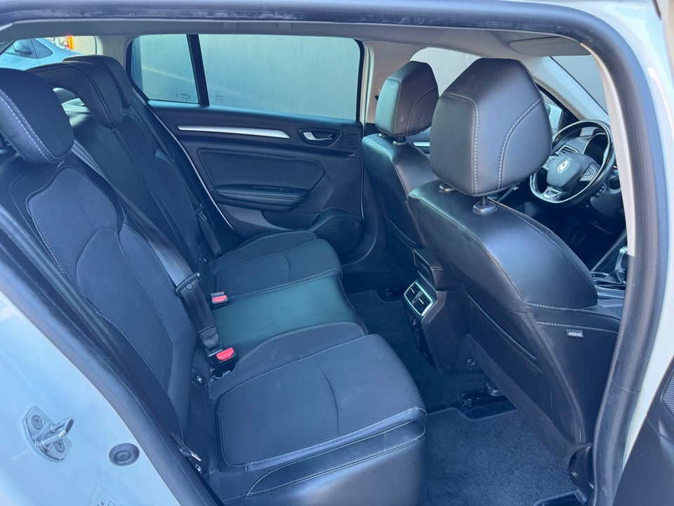 Renault Megane IV 1,6 E-Tech Intens Sport Tourer 5d